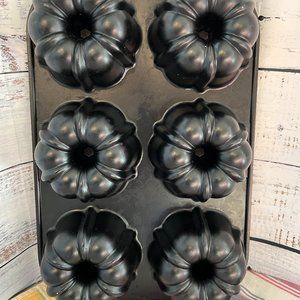 Nordicware Bundt Muffin Pan